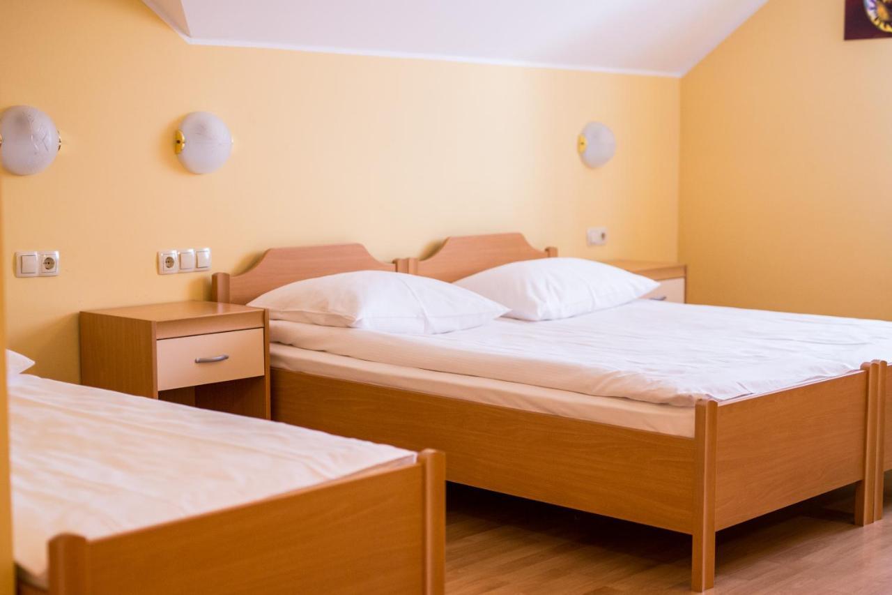 Guesthouse Beno Starse Екстер'єр фото