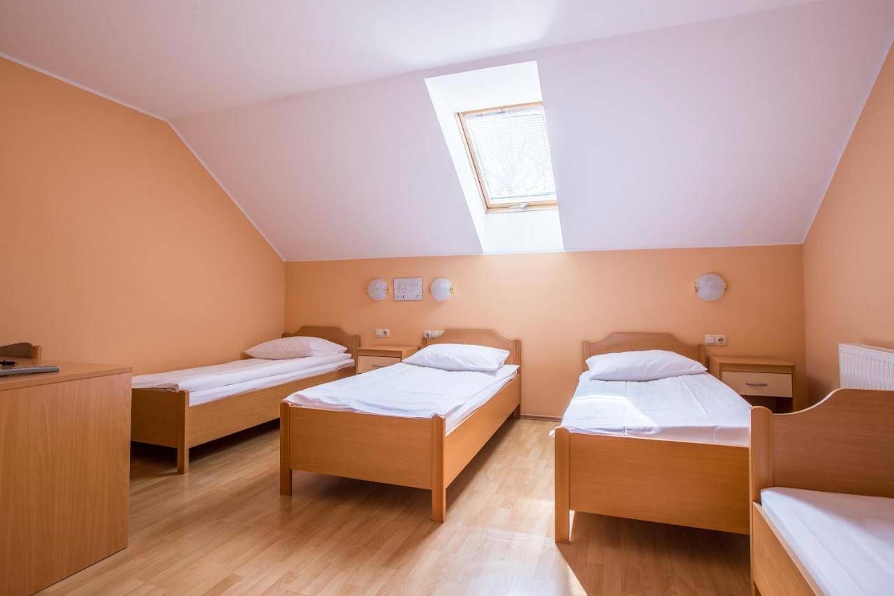 Guesthouse Beno Starse Екстер'єр фото
