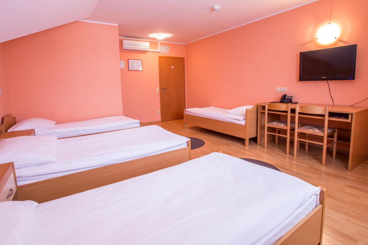 Guesthouse Beno Starse Екстер'єр фото