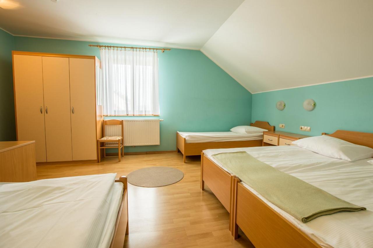 Guesthouse Beno Starse Екстер'єр фото
